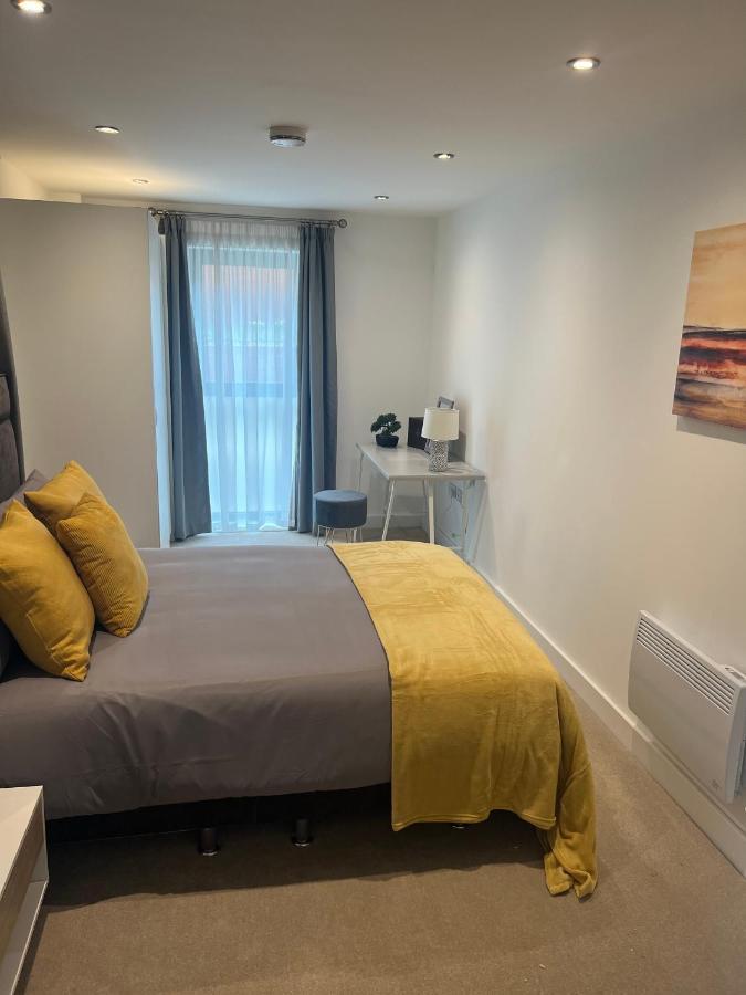 Lovely 2 Bed Apartment In Leeds Centre Exteriör bild